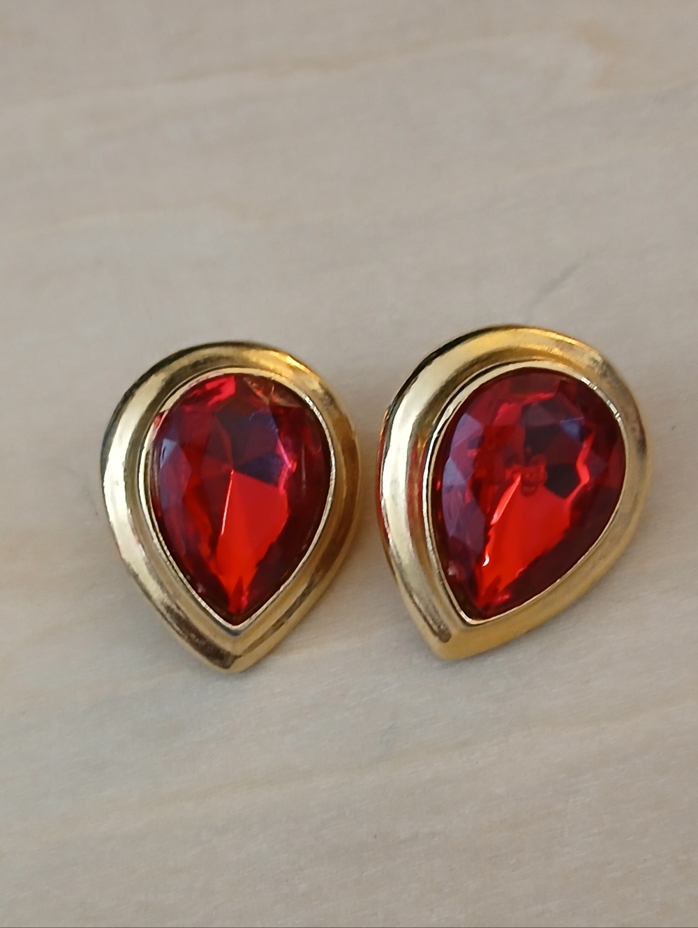 VINTAGE 80s earrings Preloved By Me